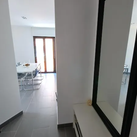 Apartment Gran Via Sdb *