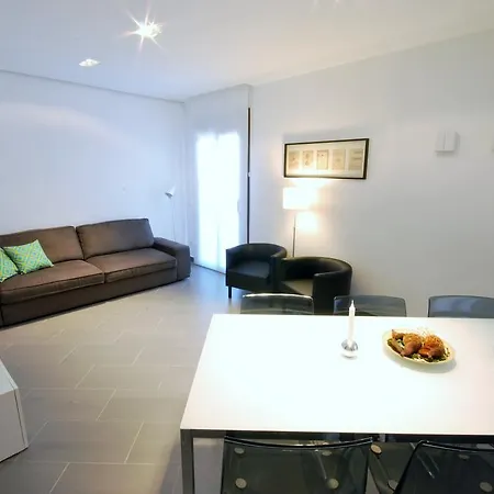 Apartment Gran Via Sdb